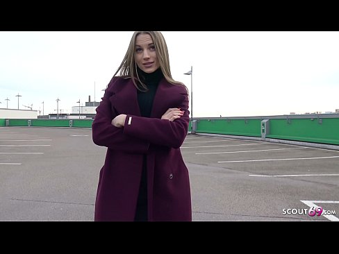 ❤️ OLHEIRO ALEMÃO É UM BOI COMOVENTE DE SONHO, AVISADOR DE ESTACIONAMENTO E SEXY POR DINHEIRO ❌ Porno vídeo em nós