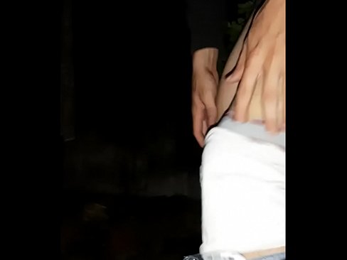 ❤️ O meu vizinho saltou para o meu muro de quarentena ❌ Porno vídeo em nós