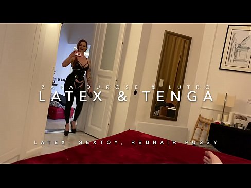 ❤️ Escada ruiva em traje de látex fodida por meio de meio-irmão ❌ Porno vídeo em nós