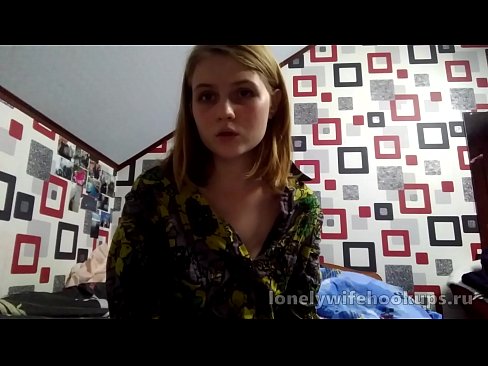 ❤️ A jovem estudante loira da Rússia gosta de pilas maiores. ❌ Porno vídeo em nós